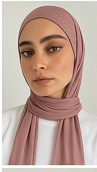 Soft Cotton Hijab – High Quality & Everyday Comfort