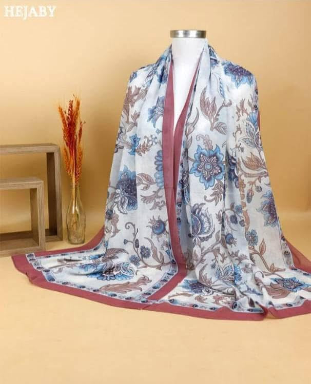 🧕 Digital Printed Crêpe Chiffon Hijab – Elegant & Practical