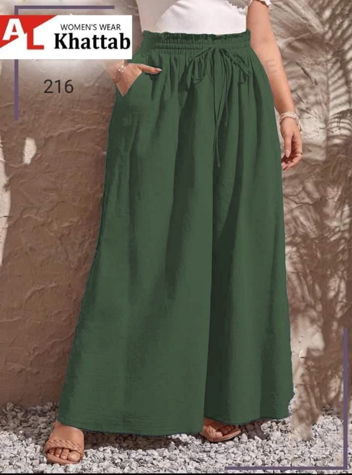 Wide-legged pants