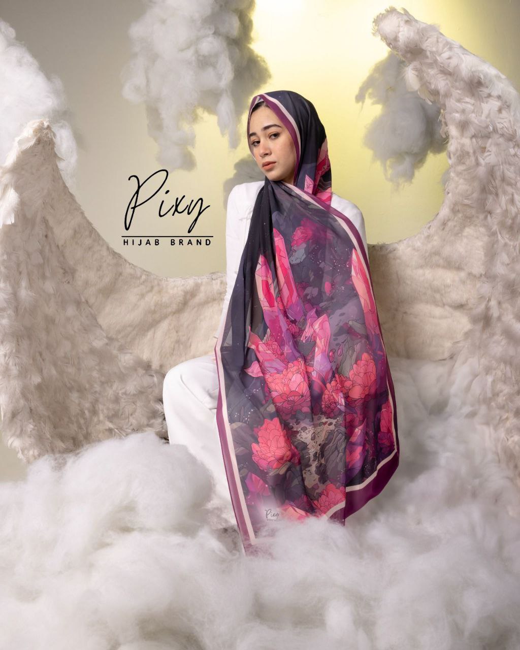 🧕 Digital Printed Crêpe Chiffon Hijab – Elegant & Practical