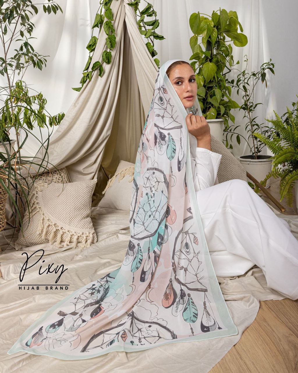 🧕 Digital Printed Crêpe Chiffon Hijab – Elegant & Practical