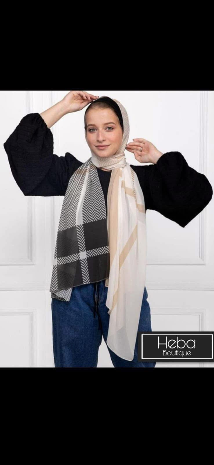 🧕 Digital Printed Crêpe Chiffon Hijab – Elegant & Practical