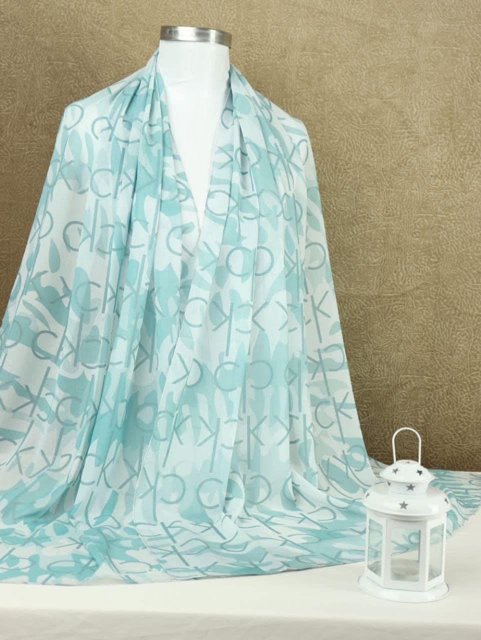 🧕 Digital Printed Crêpe Chiffon Hijab – Elegant & Practical