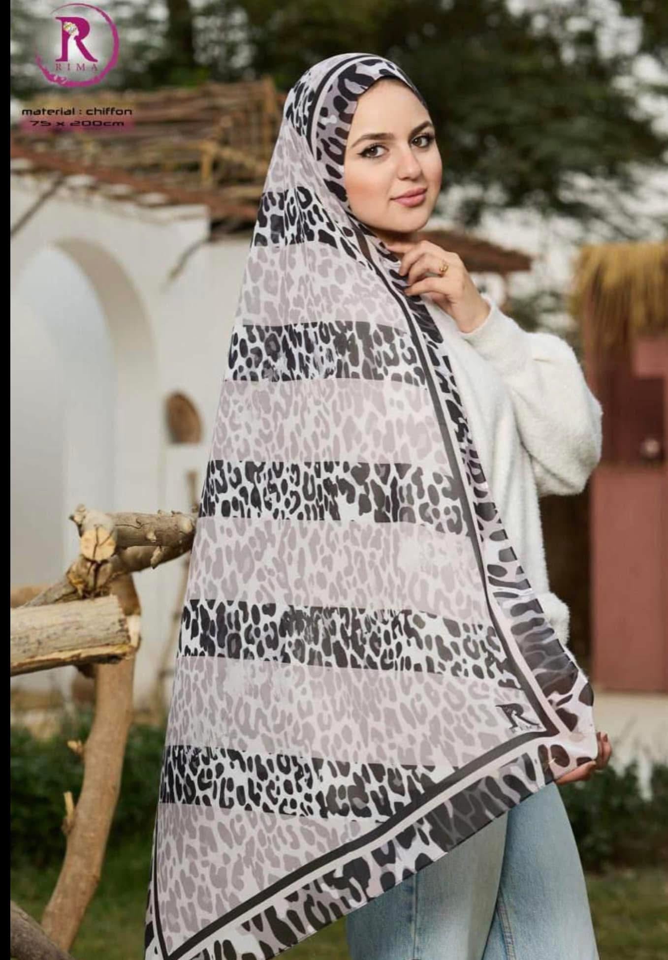 🧕 Digital Printed Crêpe Chiffon Hijab – Elegant & Practical