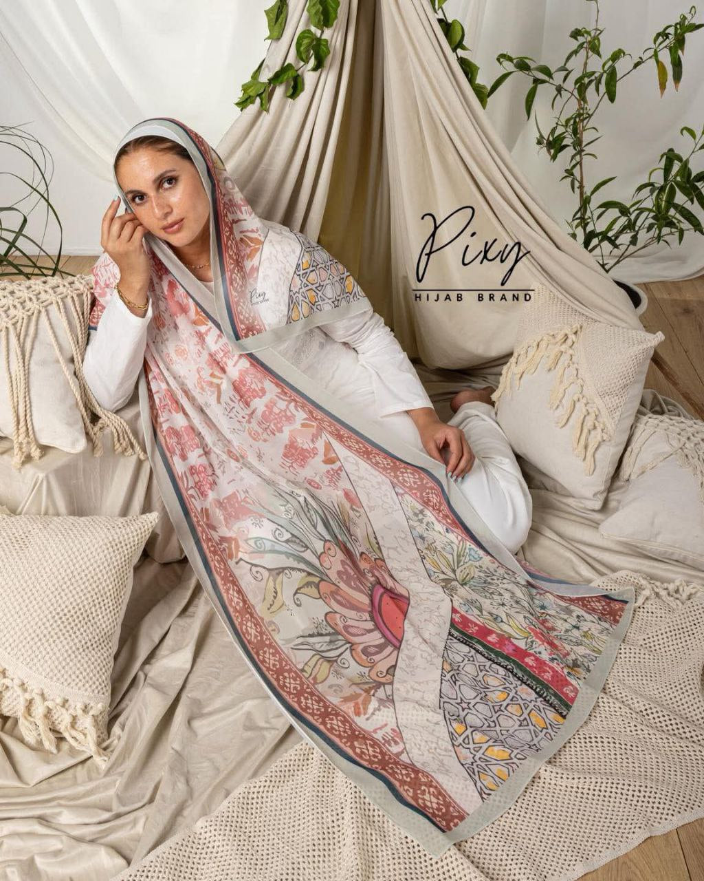 🧕 Digital Printed Crêpe Chiffon Hijab – Elegant & Practical