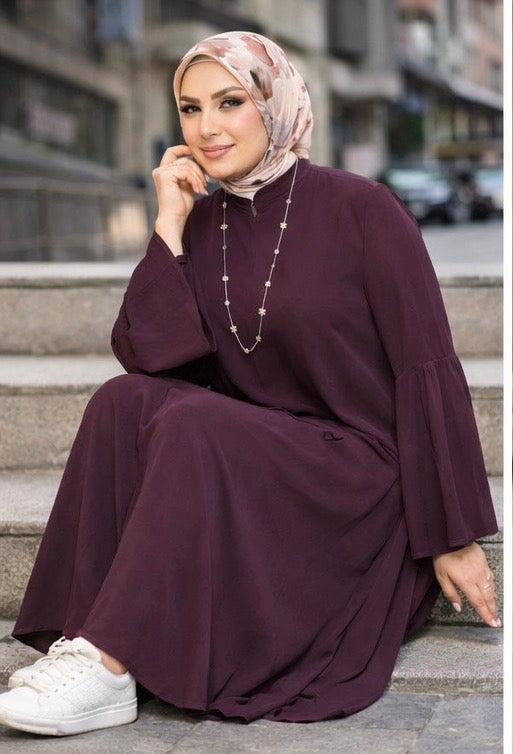 Crepe Modest Abaya – Elegant Lightweight Design