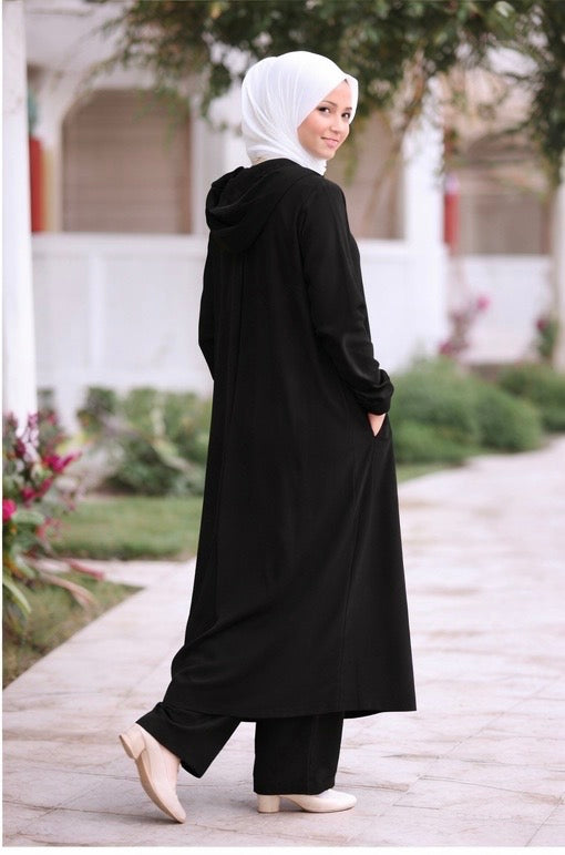 Black Modest Set – Button Front Design