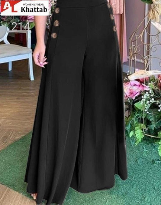Wide-legged pants