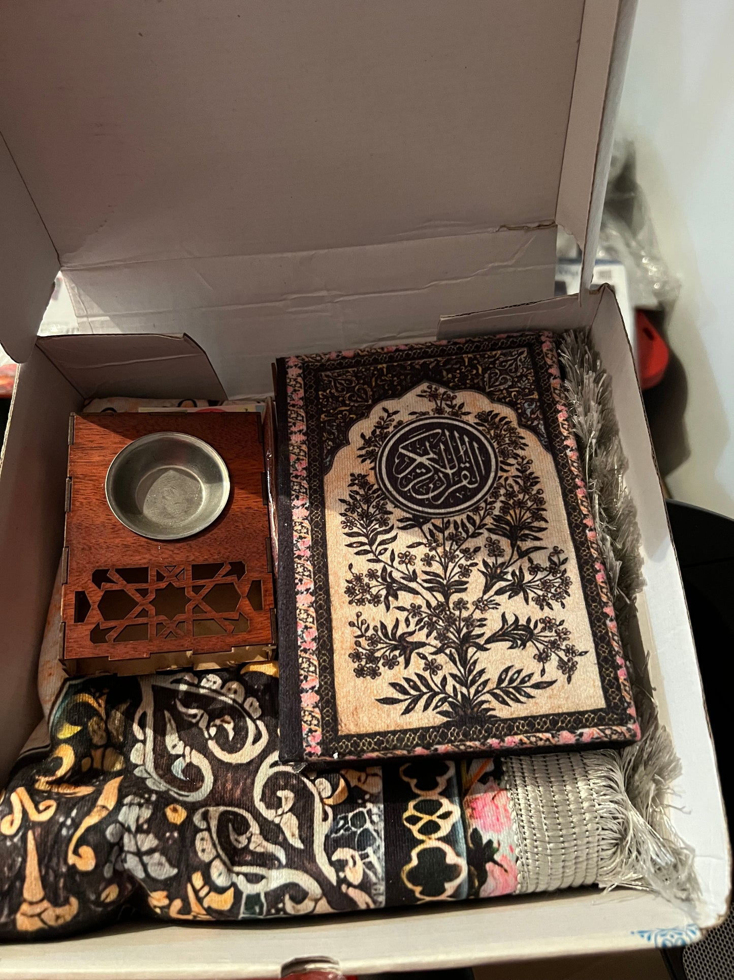 Gift box