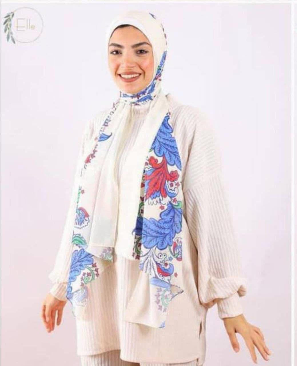 🧕 Digital Printed Crêpe Chiffon Hijab – Elegant & Practical
