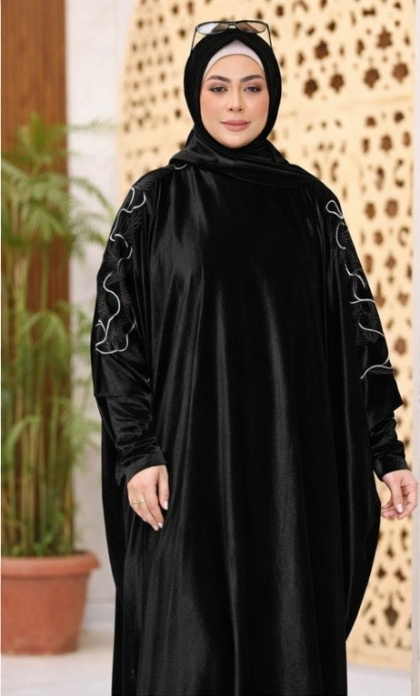 Embroidered Sleeve Velvet Abaya – Free Size | Prayer & Gatherings