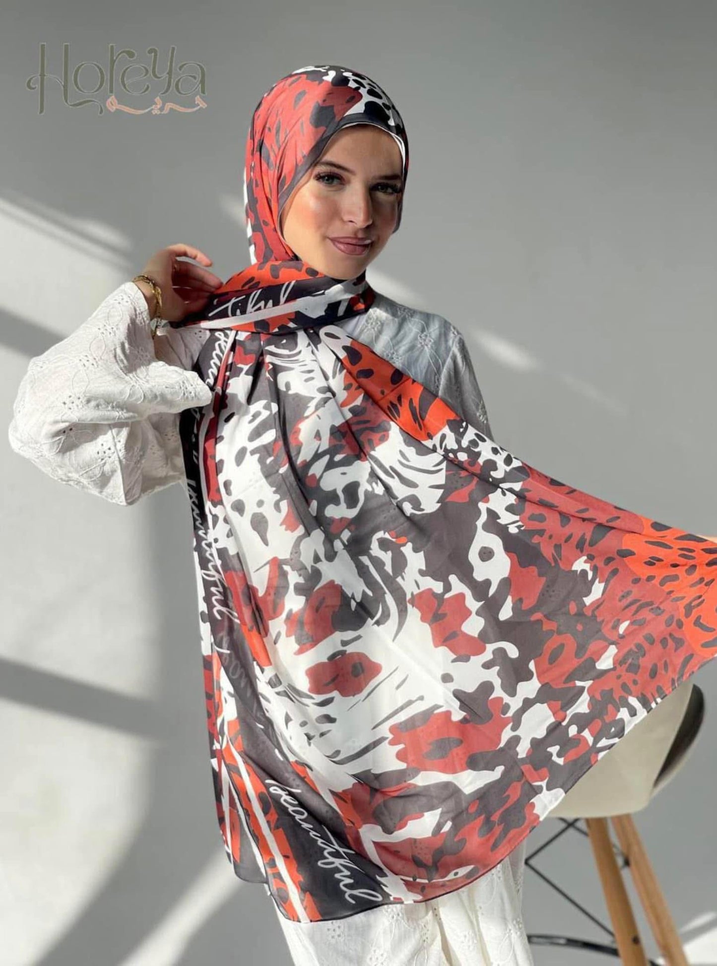 🧕 Digital Printed Crêpe Chiffon Hijab – Elegant & Practical