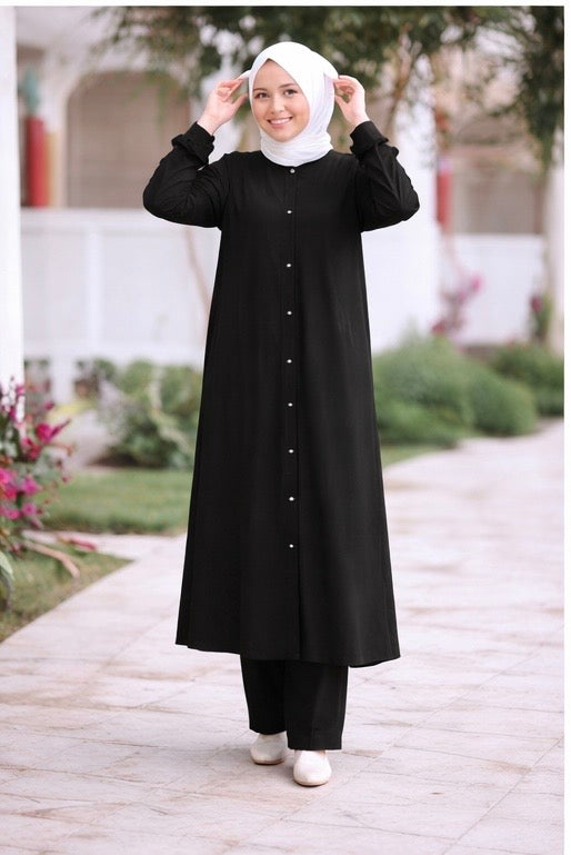 Black Modest Set – Button Front Design